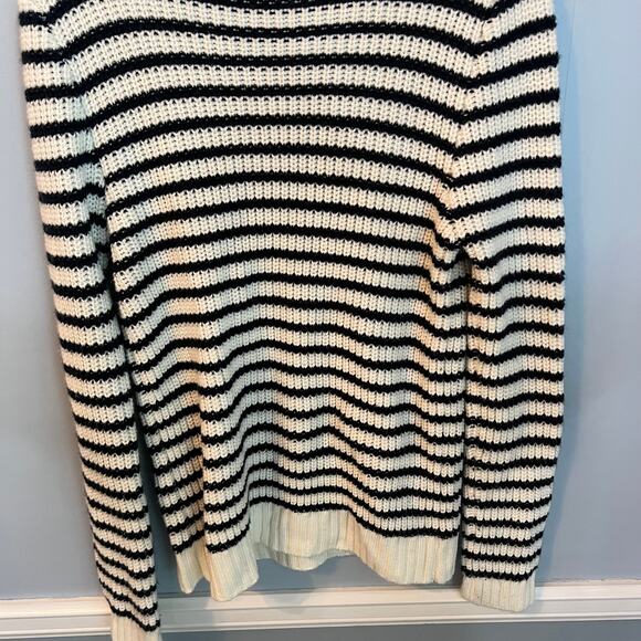 LE3NO Navy White Striped Sweater Size Large Preloved - Picture 10 of 12